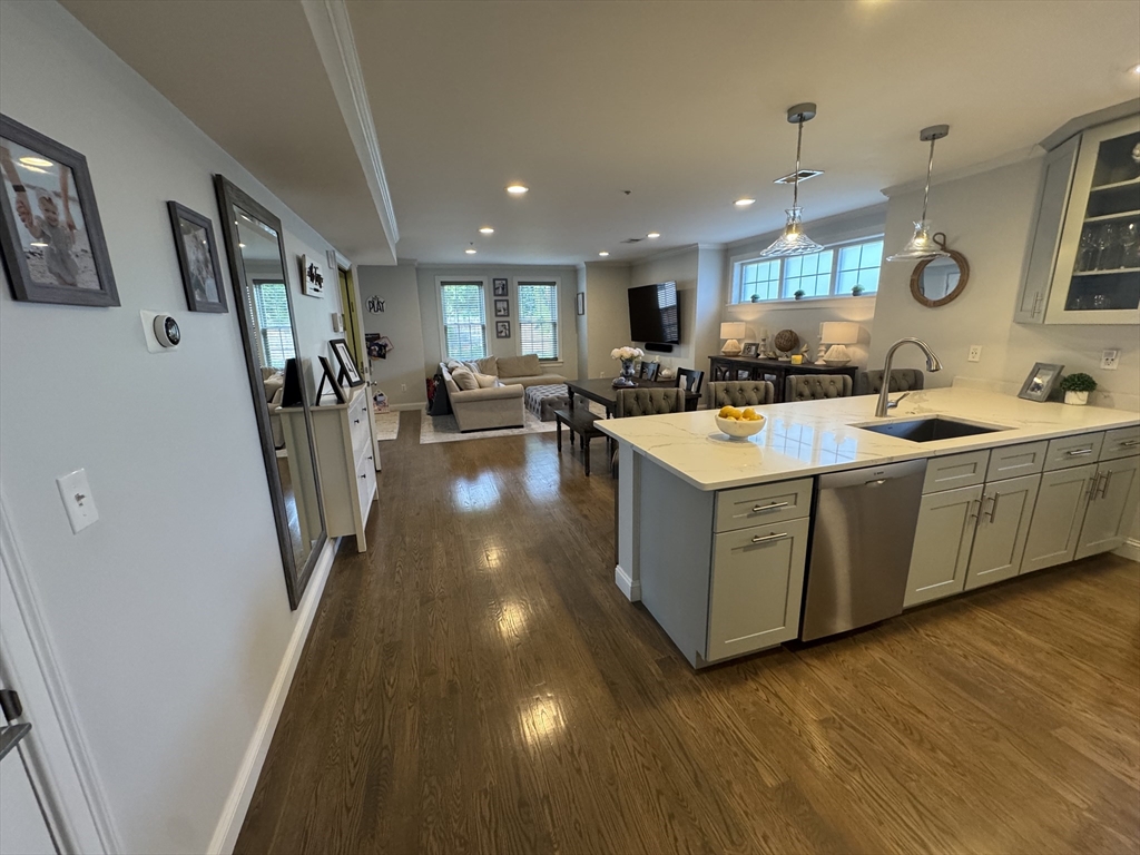 49 Leyden St, East Boston