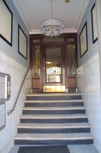 33 Walbridge St, Allston