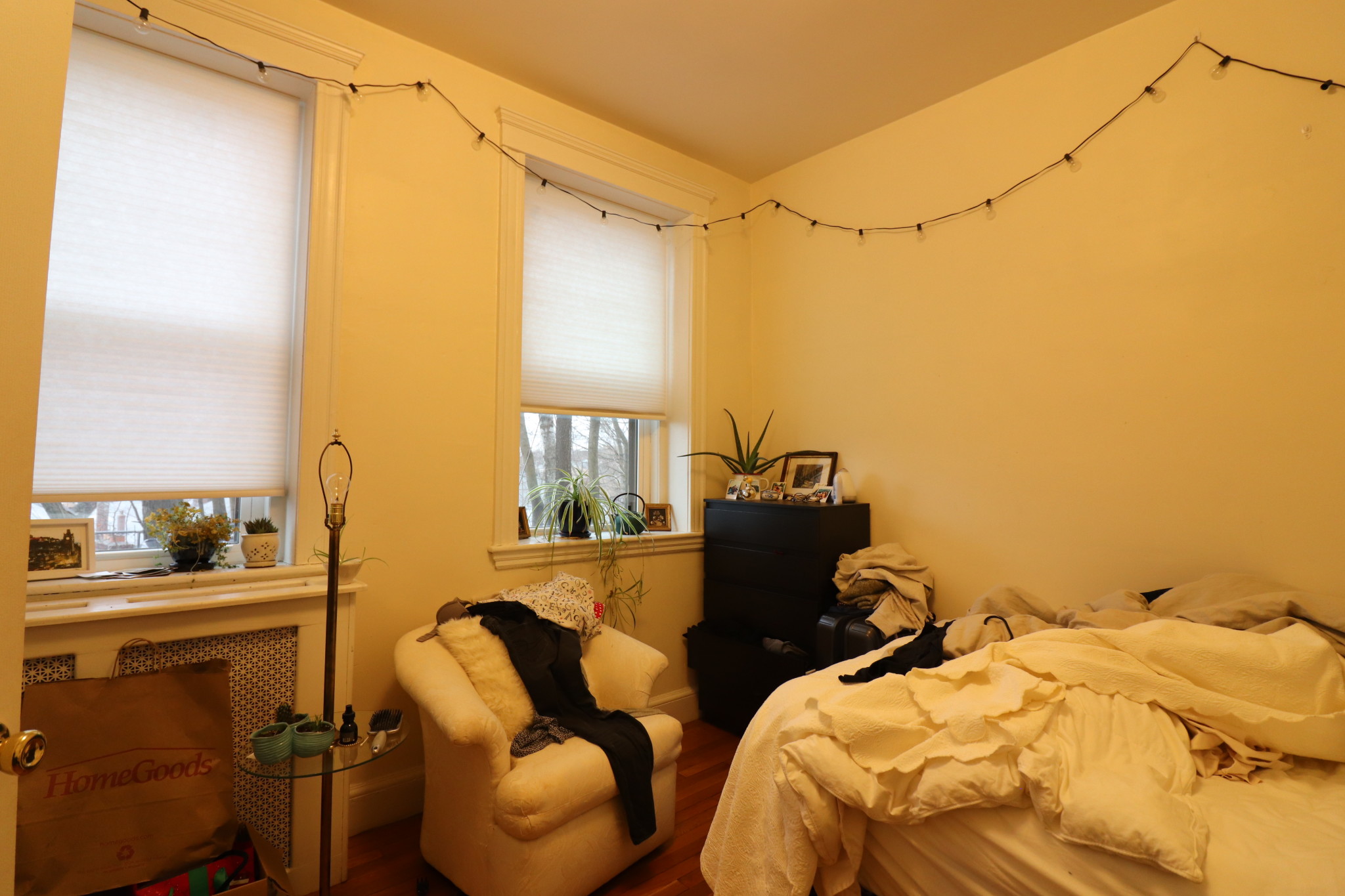 2001 Commonwealth Ave, Brighton