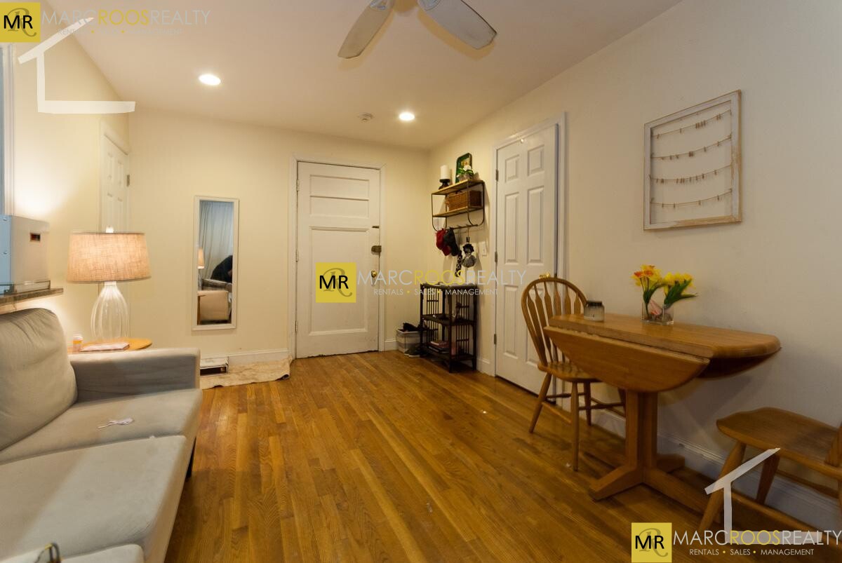 62 Egmont St, North Brookline