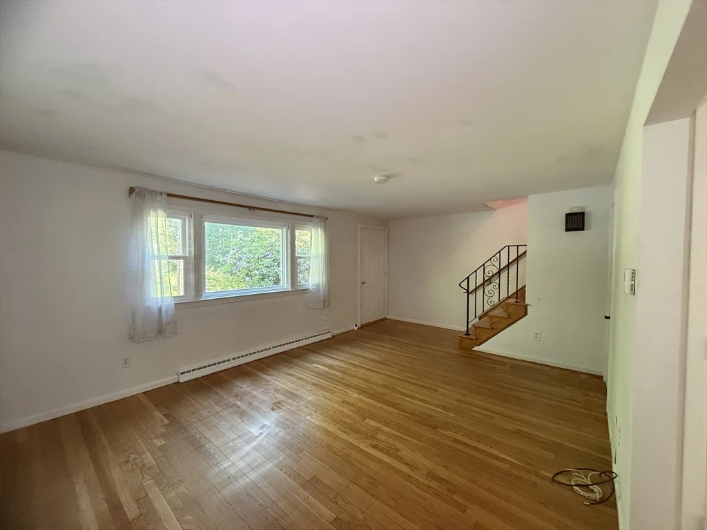 45 Richardson St, Billerica