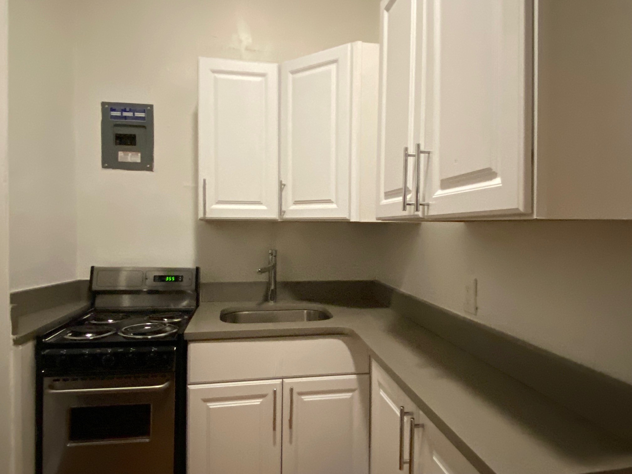 92 Charles St, Beacon Hill