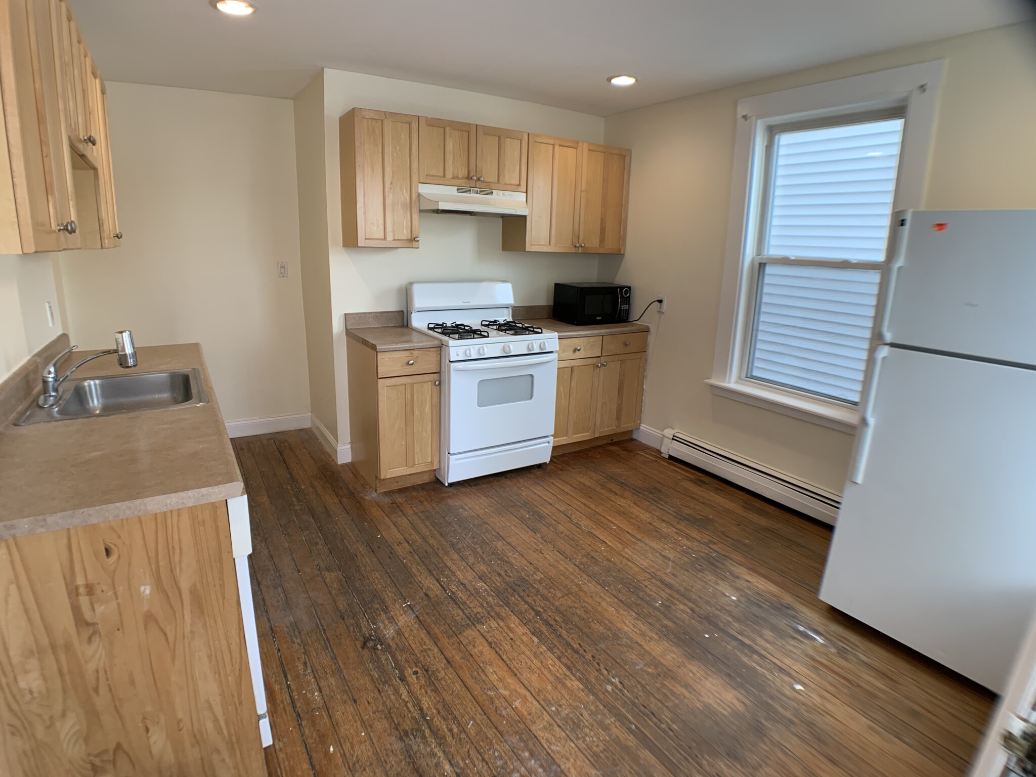 64 Pleasant St, Cambridgeport