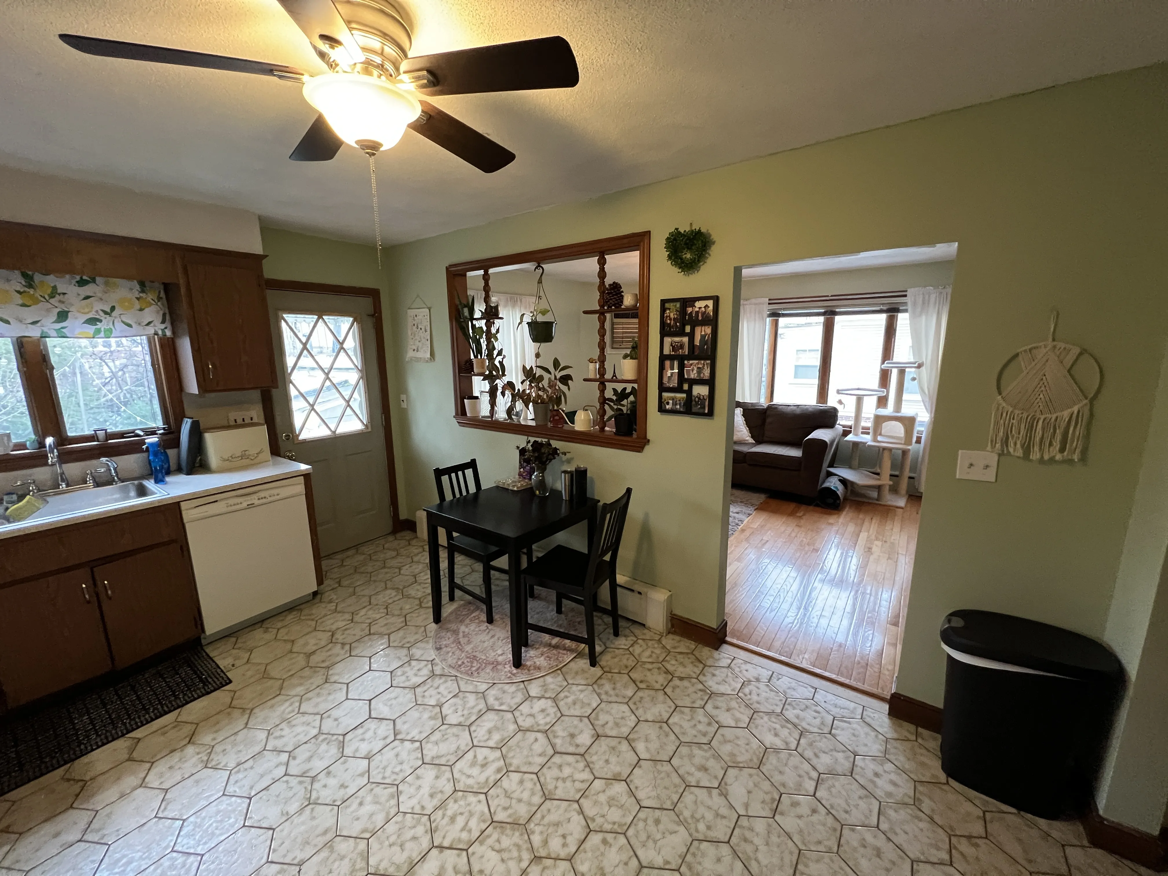 213 Holland St, Teele Square