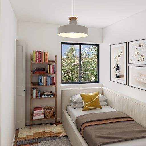 880 East 4th St, South Boston