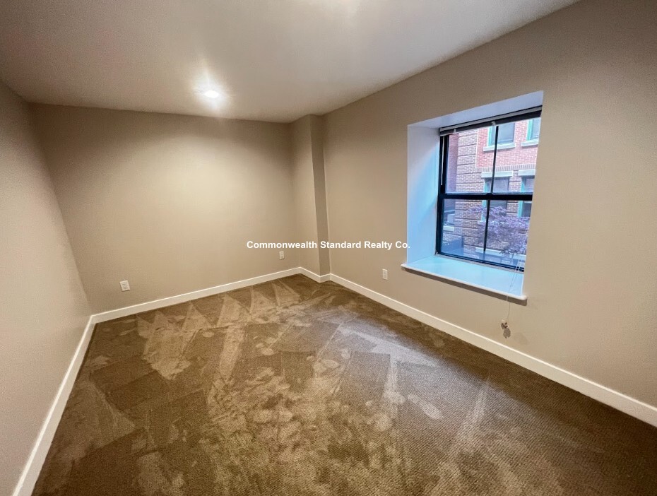 1661-1663 Washington St, South End