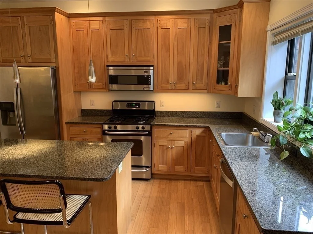 14 Wellington St, South End