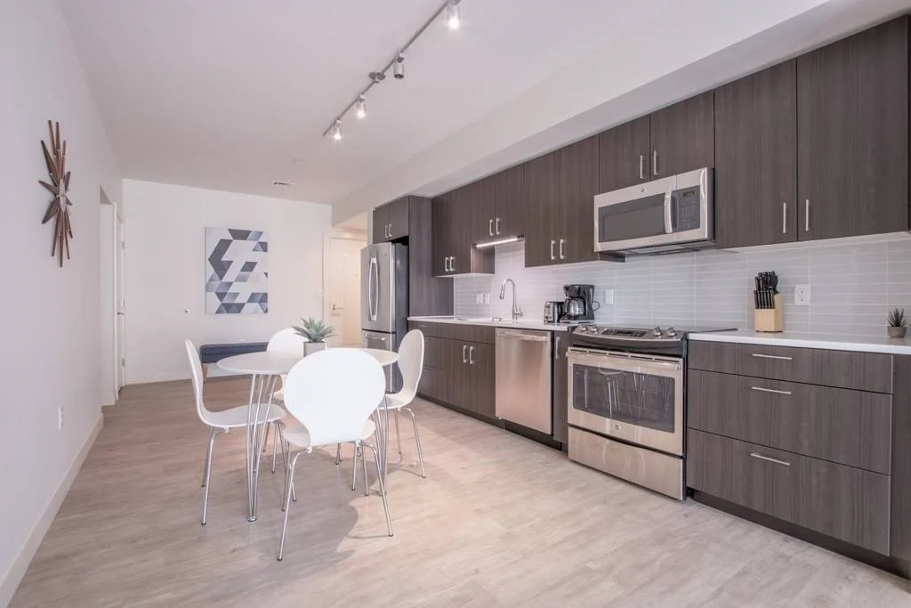 900 Beacon St, Fenway