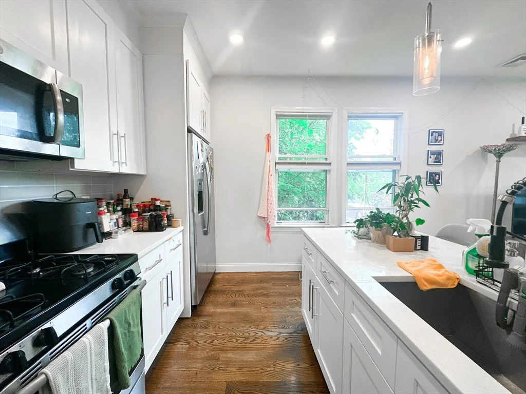 77 Torrey St, Dorchester