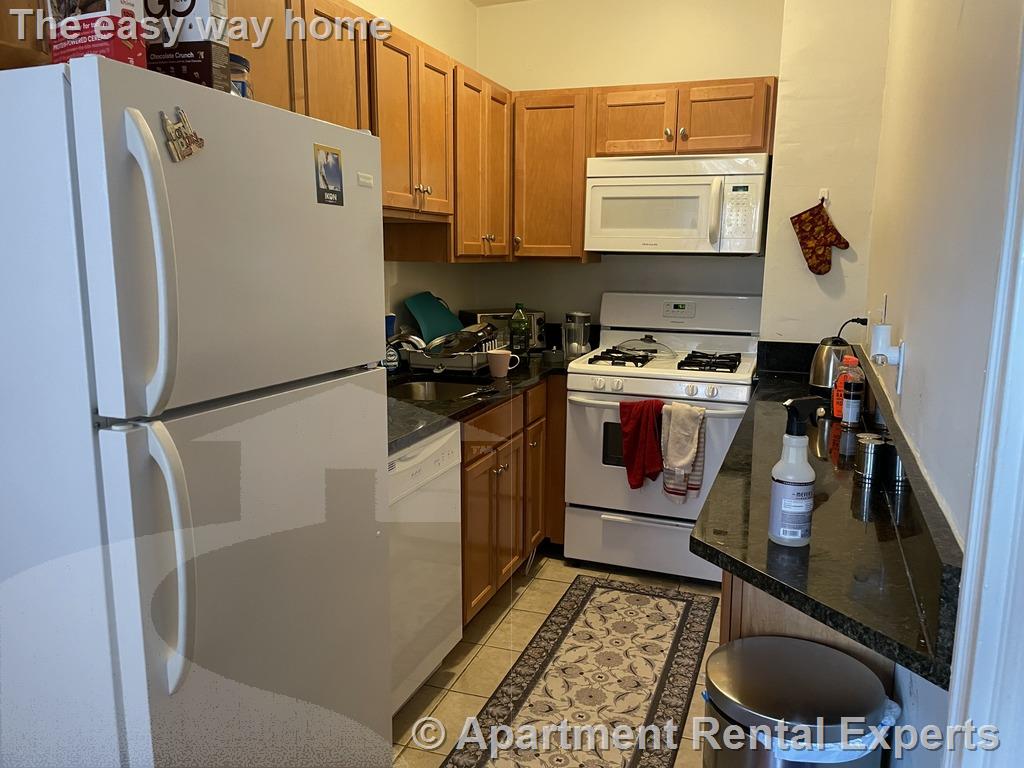 1558 Massachusetts Ave, Harvard Square