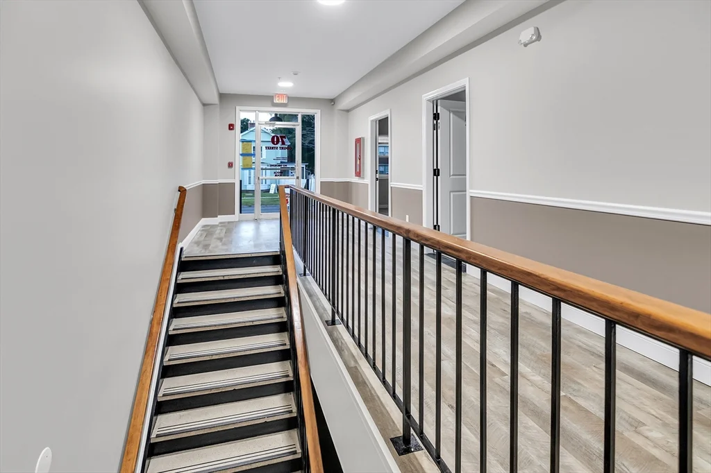 70 Court St, Westfield