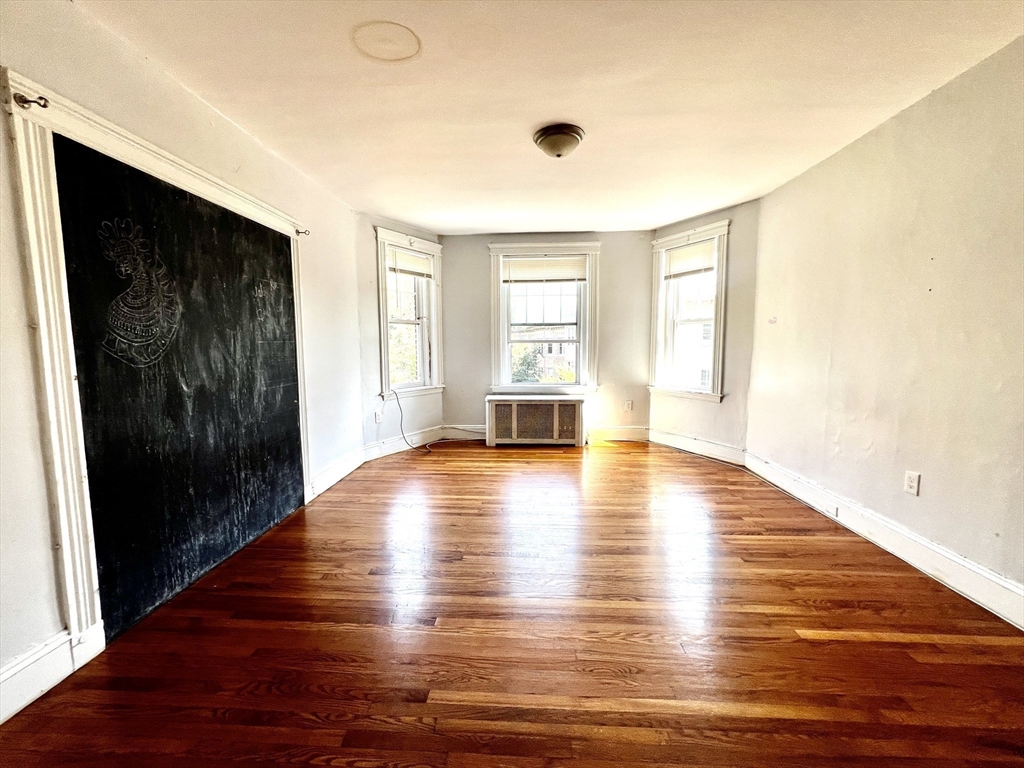 76 Babcock St, Coolidge Corner