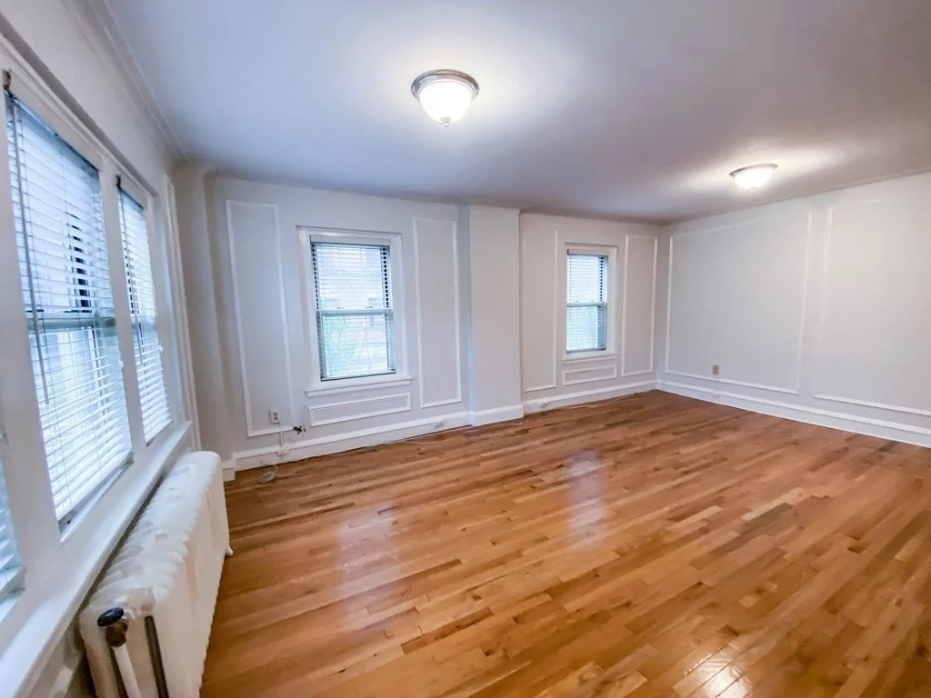 1454 Beacon St, Corey Hill