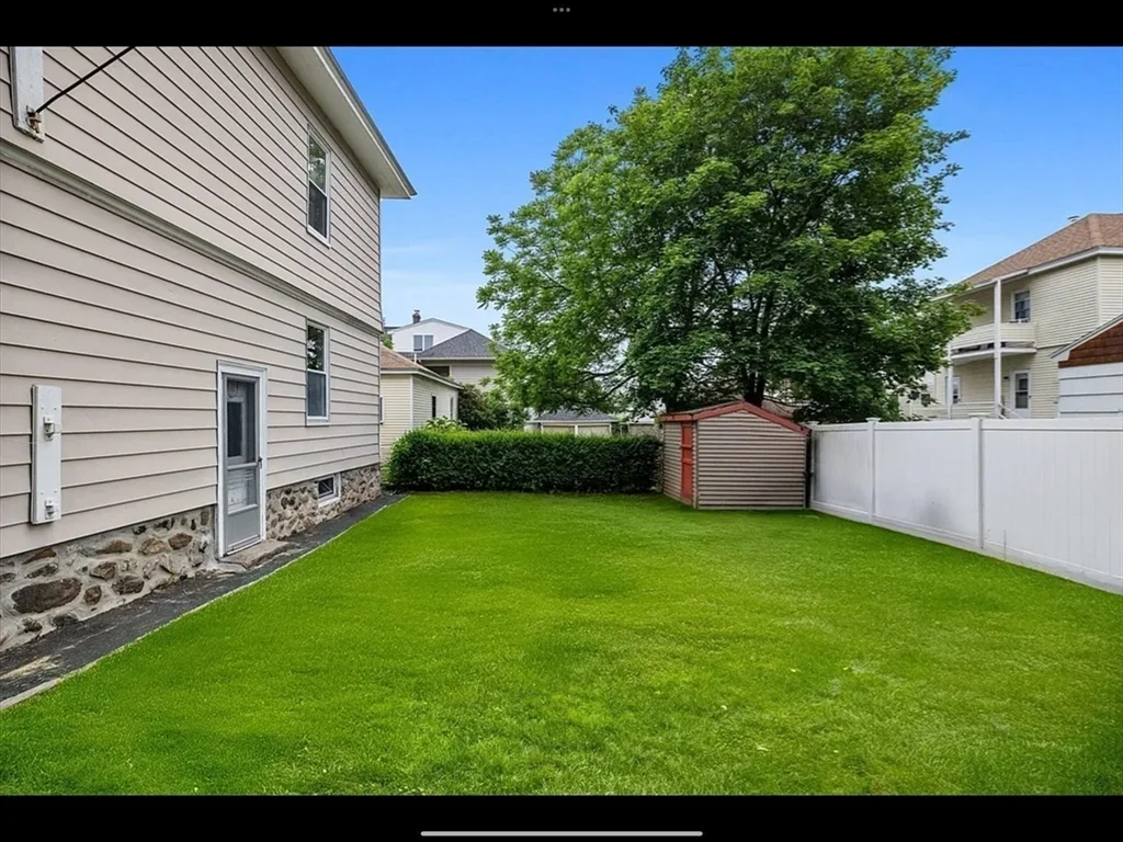 24 Lincoln St, North Andover