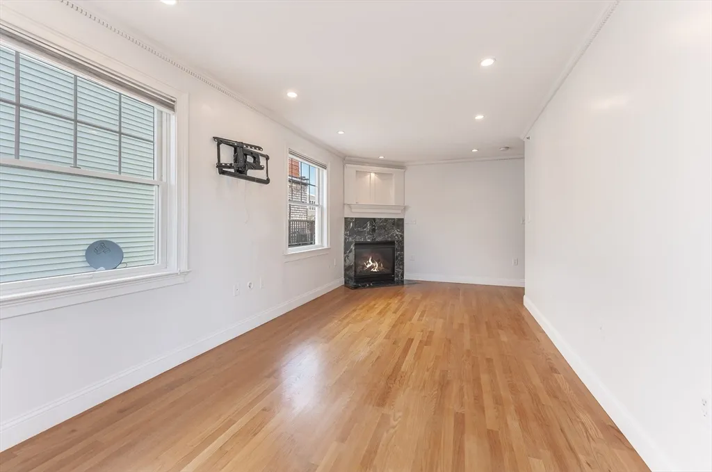 114 P St, South Boston