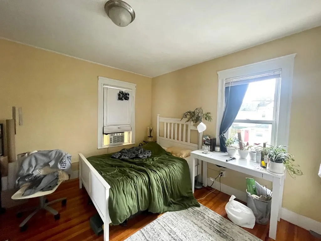 123 Winthrop St, Medford