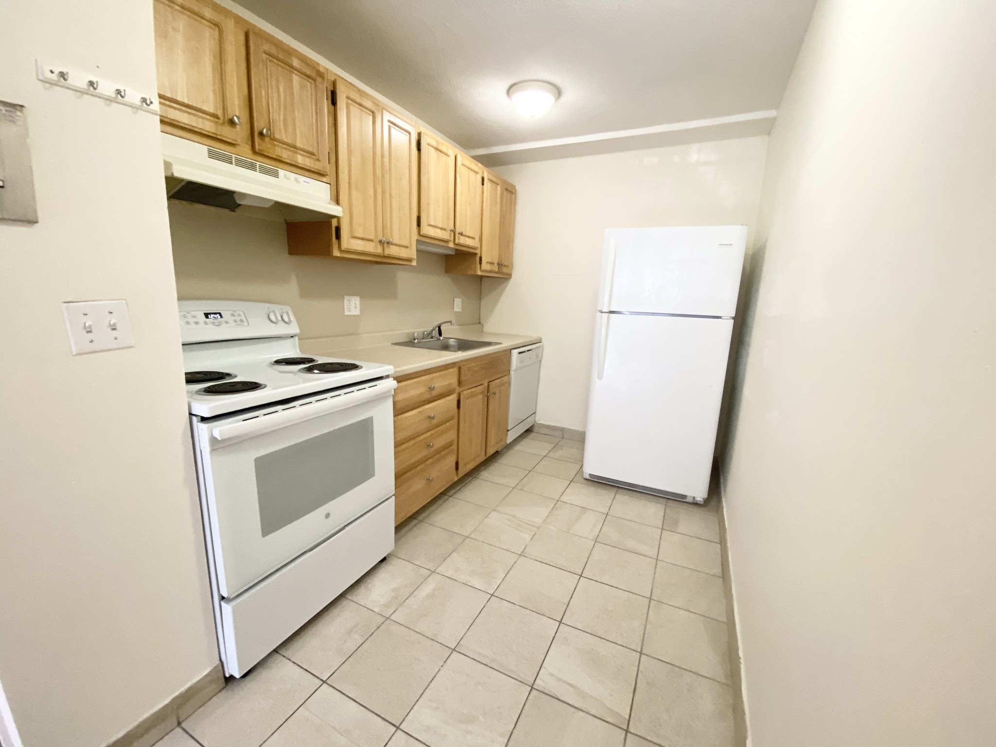 2 bed, 1 bath apartment for rent at 88 Gardner St, Unit 4B., Allston — photo 2 of 4