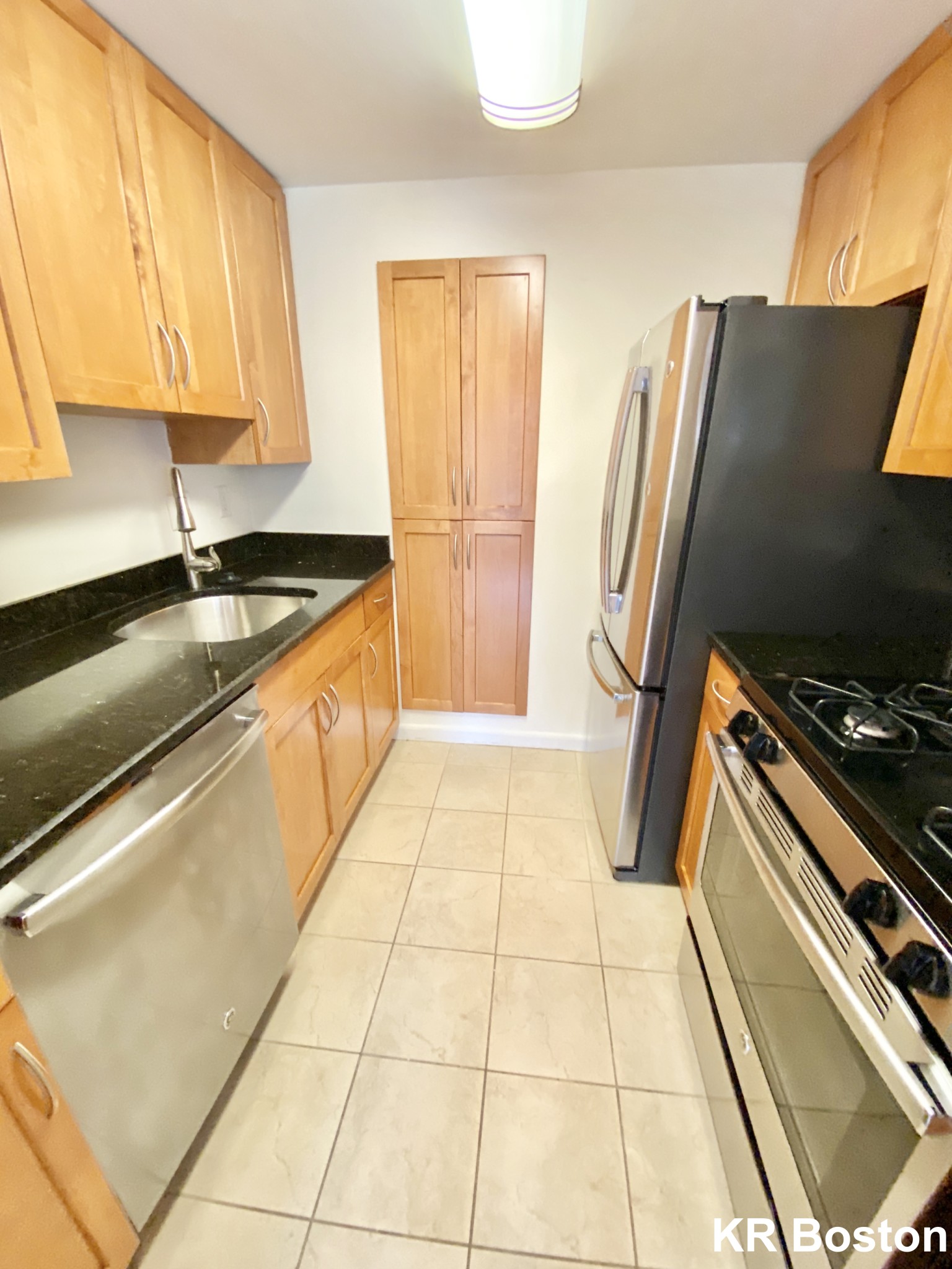 2 bed, 1.5 bath apartment for rent at 88 Gerry Rd Unit ., Chestnut Hill — photo 3 of 5
