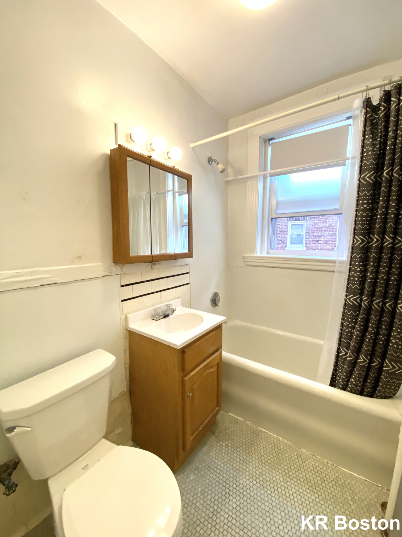 Studio bed, 1 bath apartment for rent at 88 Washington St Unit 17, Brighton — photo 3 of 3