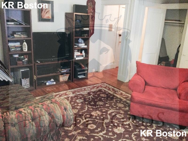 1 bed, 1 bath apartment for rent at 88 Washington St Unit 11, Brighton — photo 5 of 8