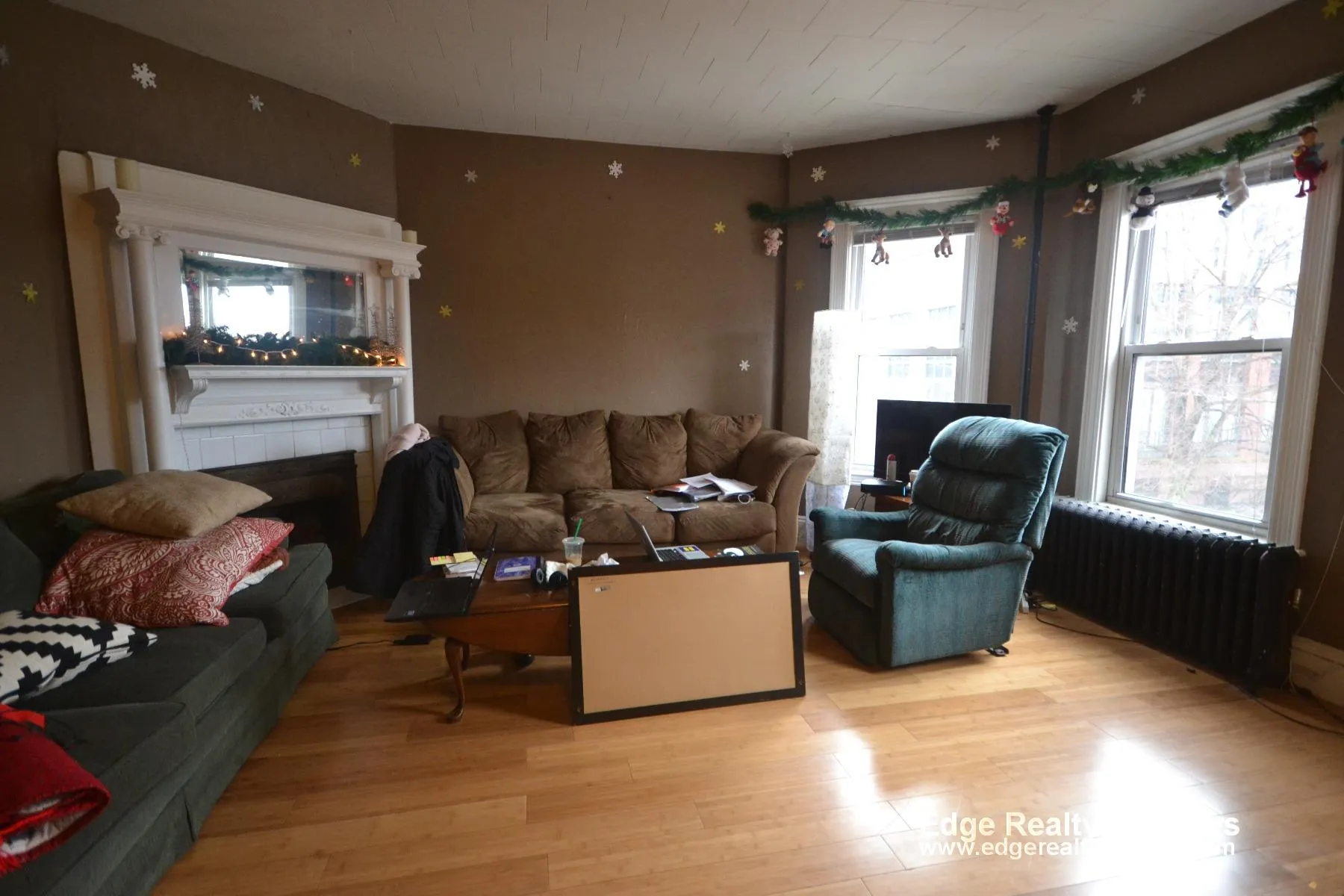 42 Brainerd Rd, Brighton