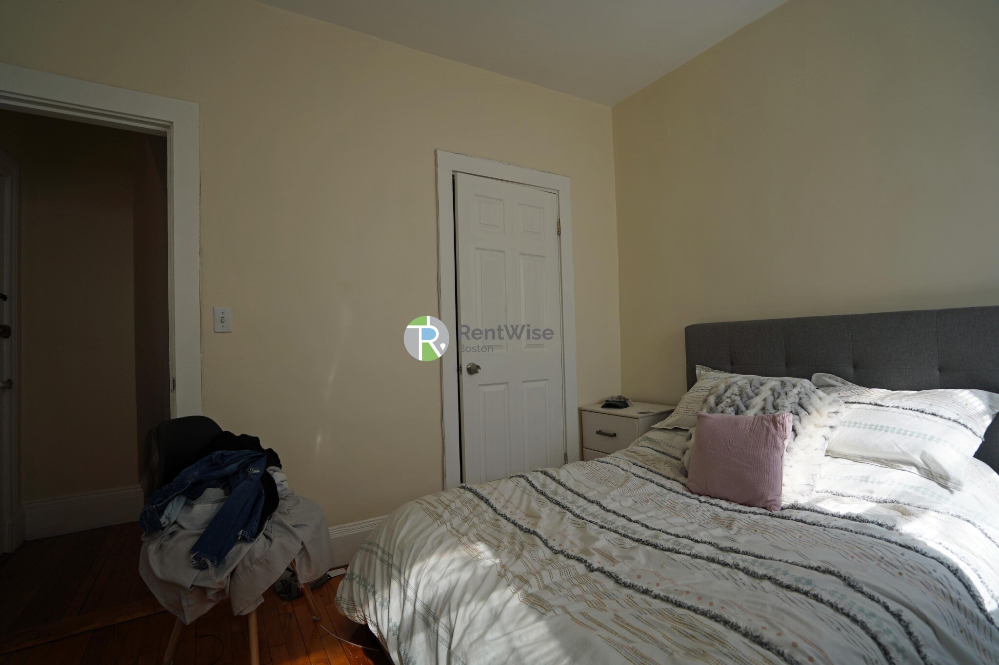 1212 Commonwealth Ave, Brighton