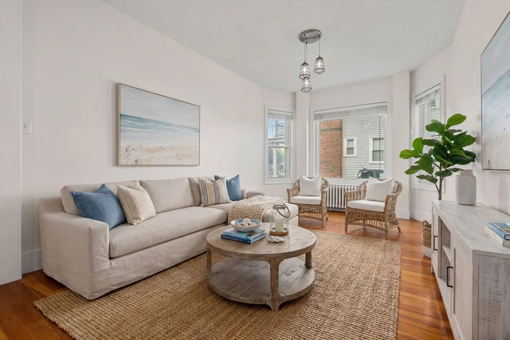 35 Perkins St, Winthrop Beach
