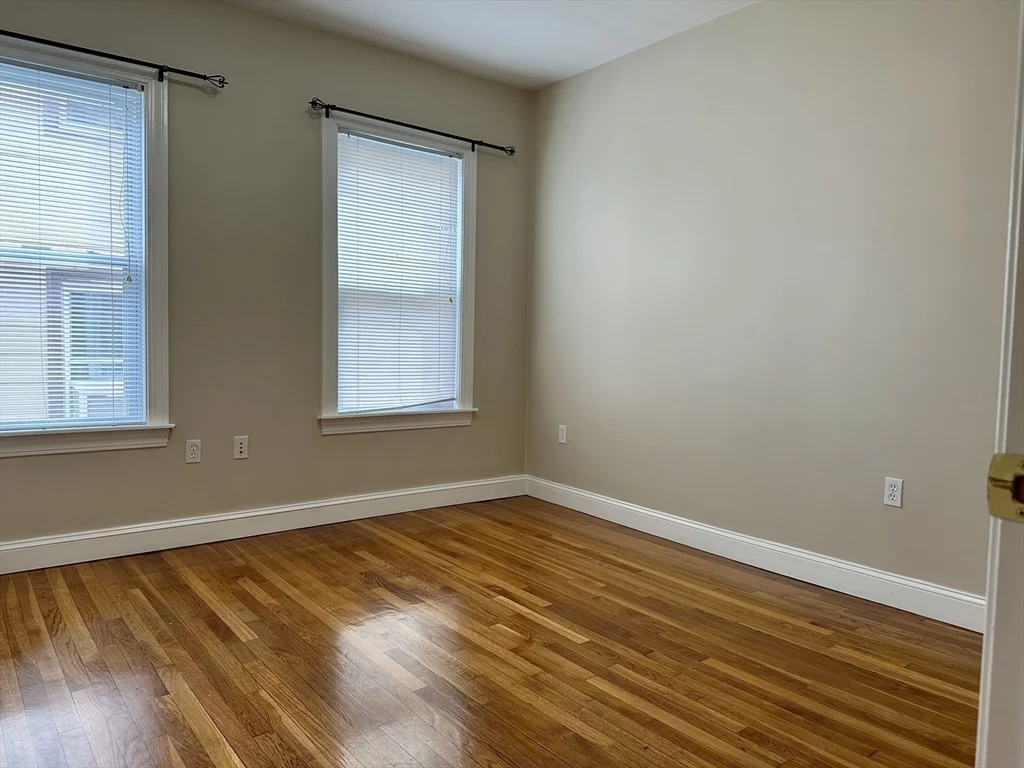 22 Sewall St, Winter Hill