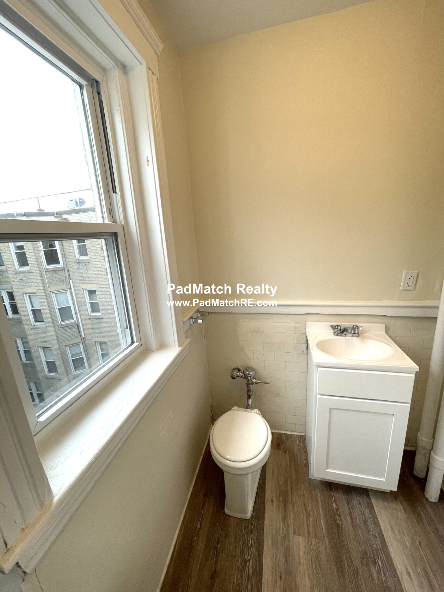 1191 Boylston St, Fenway