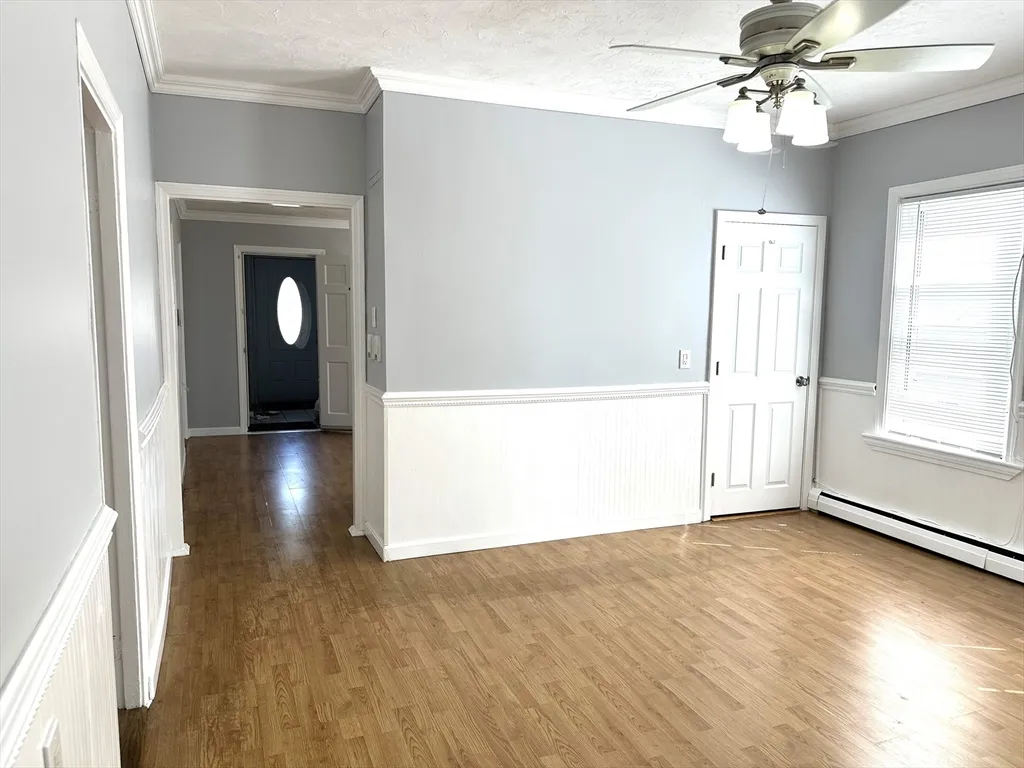 396 Durfee St, Fall River