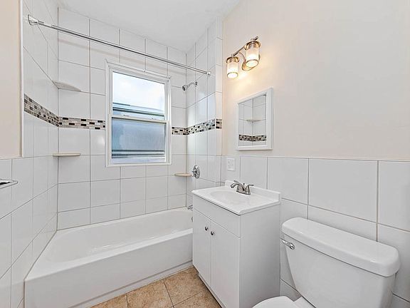 44 Brackett St, Brighton