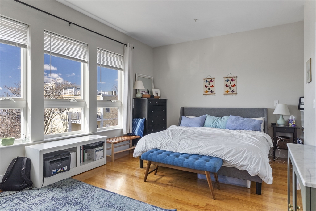 200 Silver St, South Boston