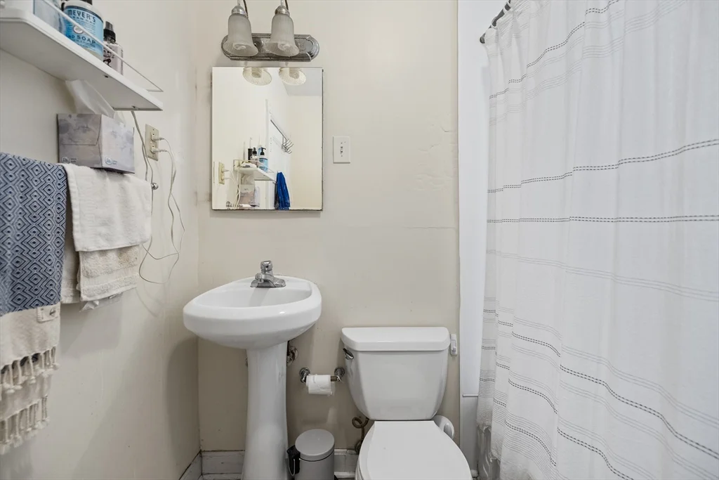 259 Beacon St, Back Bay