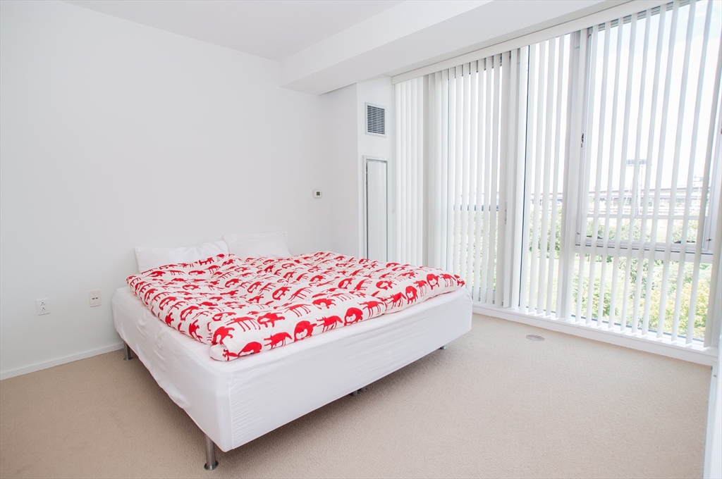 2 Earhart St, East Cambridge