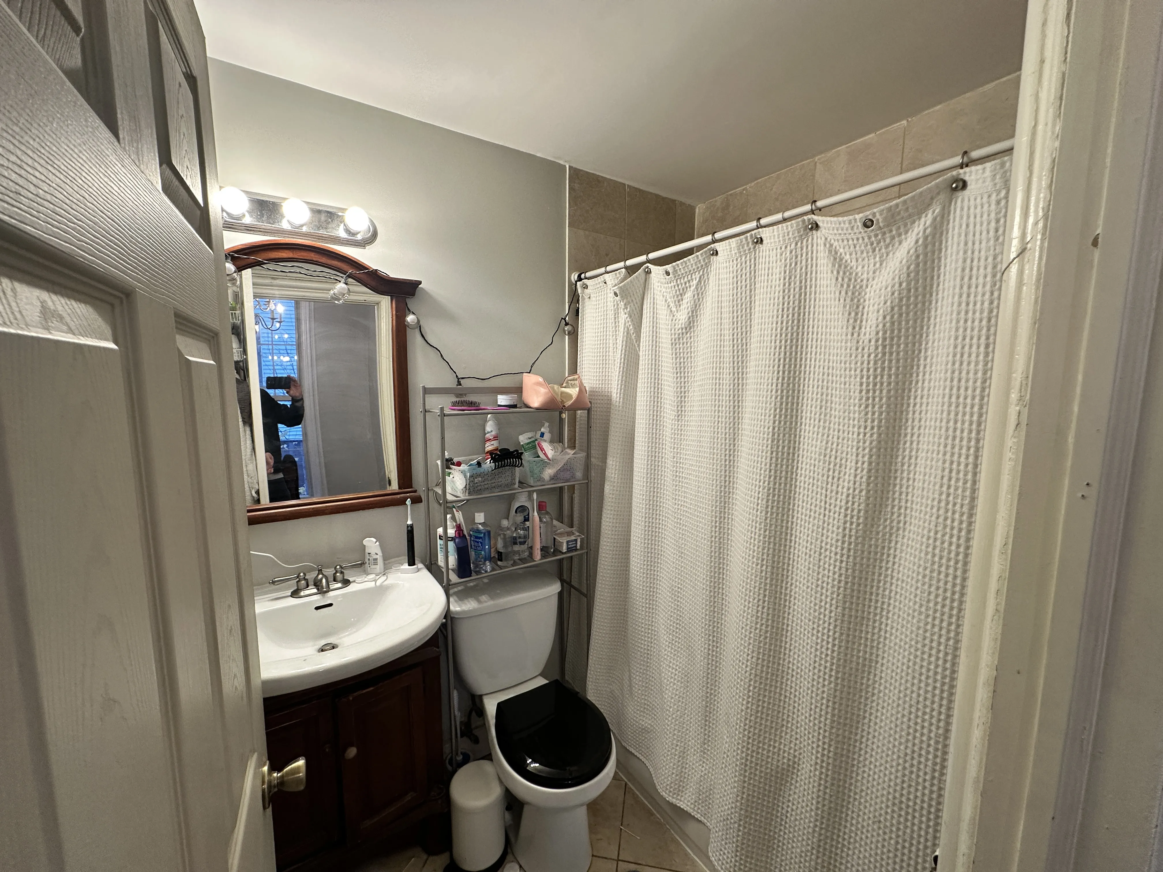 135 Hillside St, Mission Hill