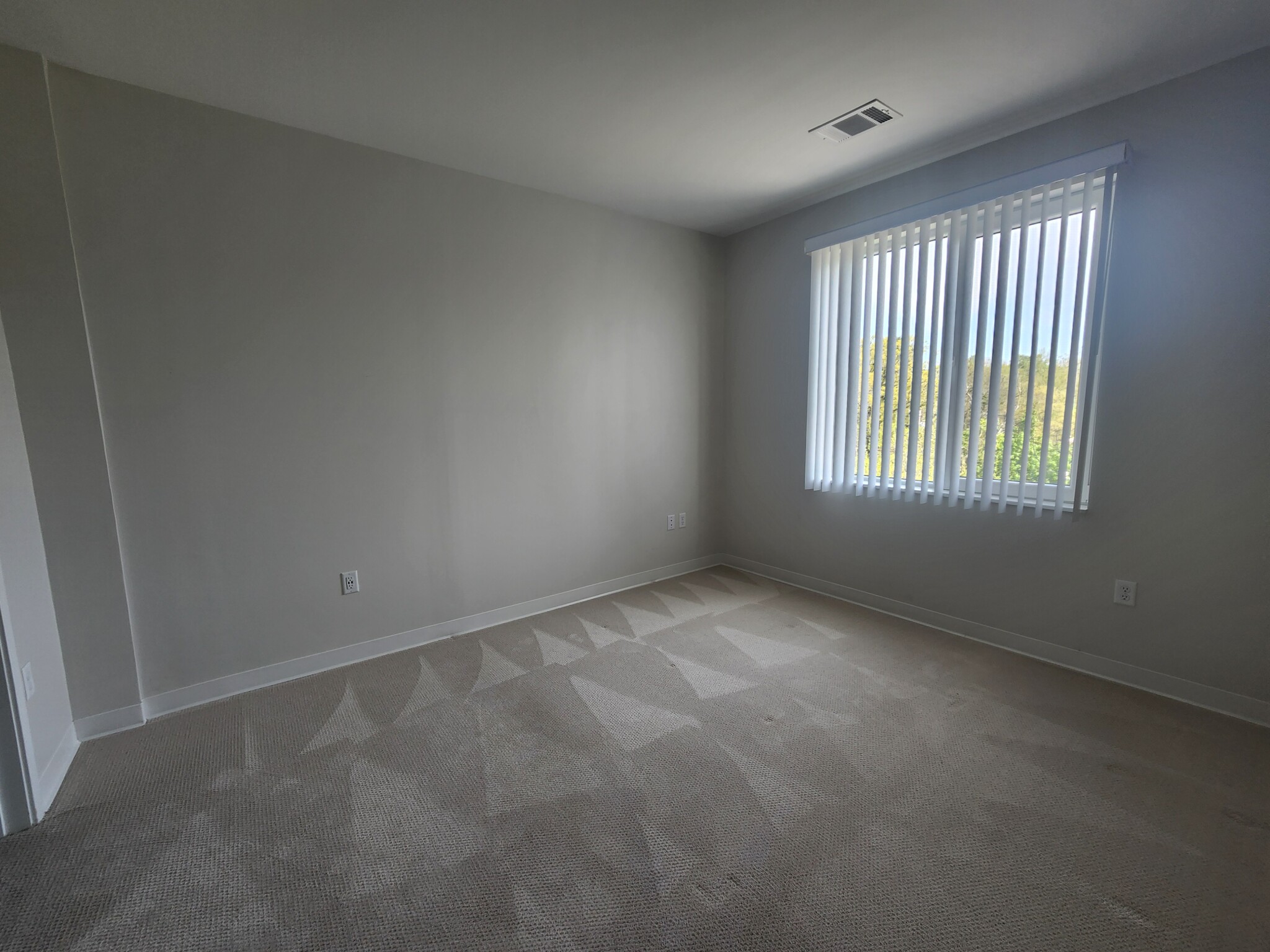289 Walk Hill, Roslindale