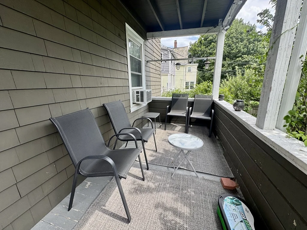 108 Redlands Rd, West Roxbury