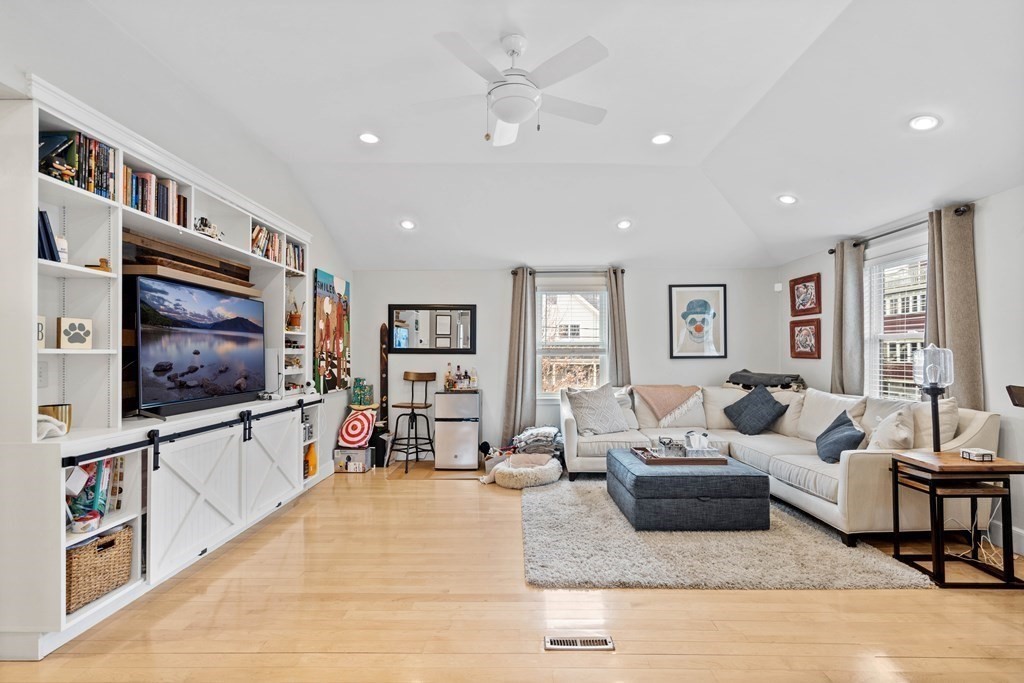 64 Ashland St, Dorchester