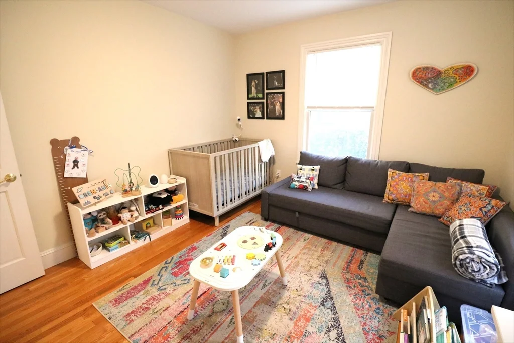 114 Pleasant St, Cambridgeport