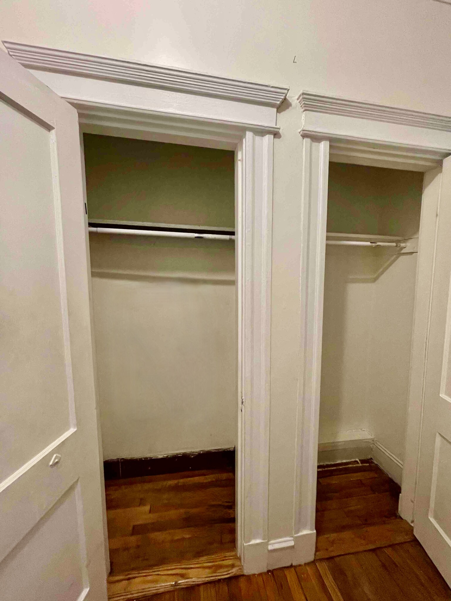 1637 Commonwealth Ave, Brighton