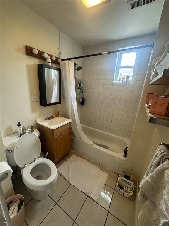 227 Roxbury, Roxbury