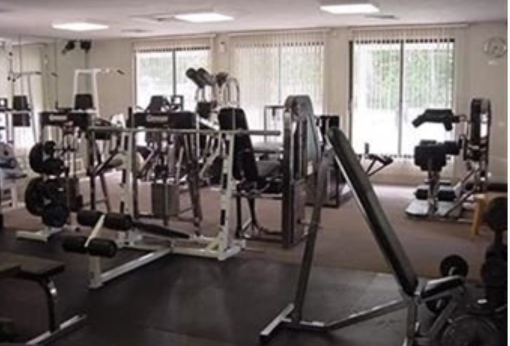 9 Village Rock Ln, Natick