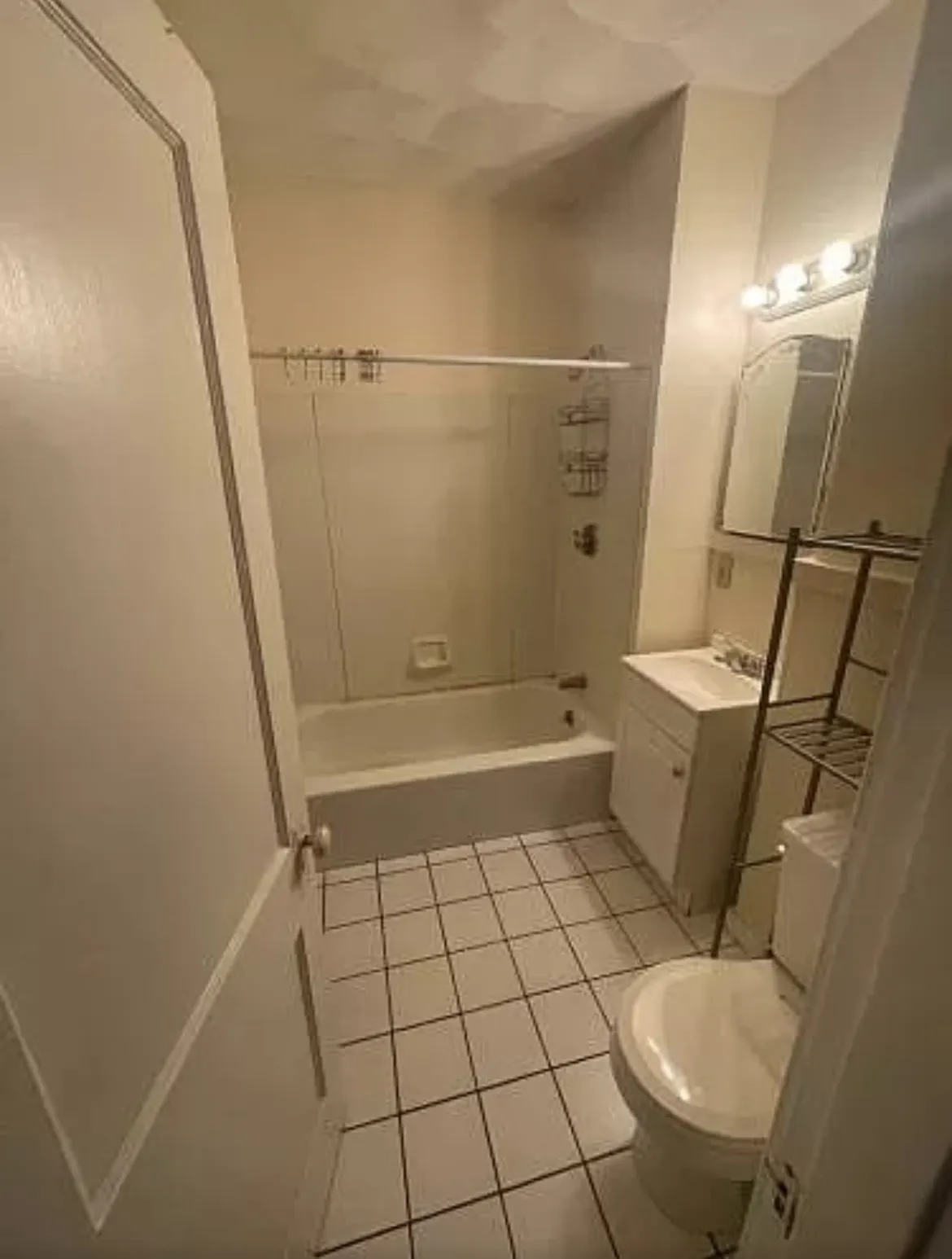 10 Pinkham Rd, West Somerville