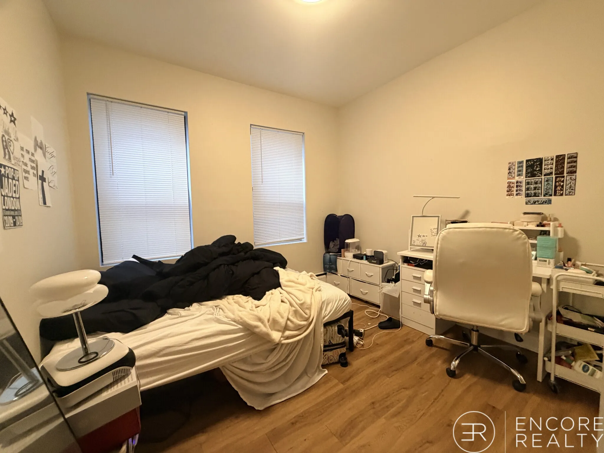 833 Beacon St, Fenway