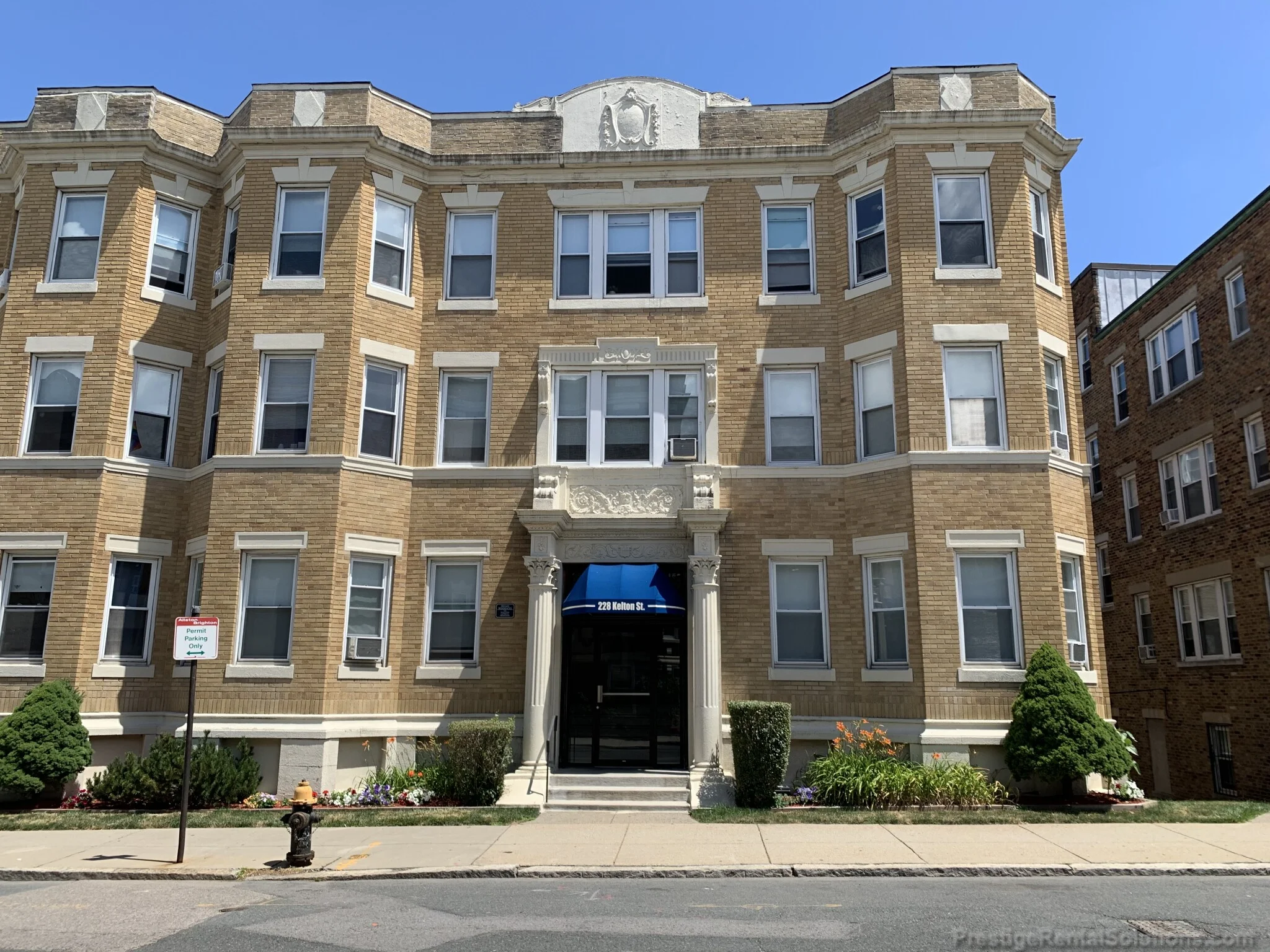 228 Kelton St, Allston