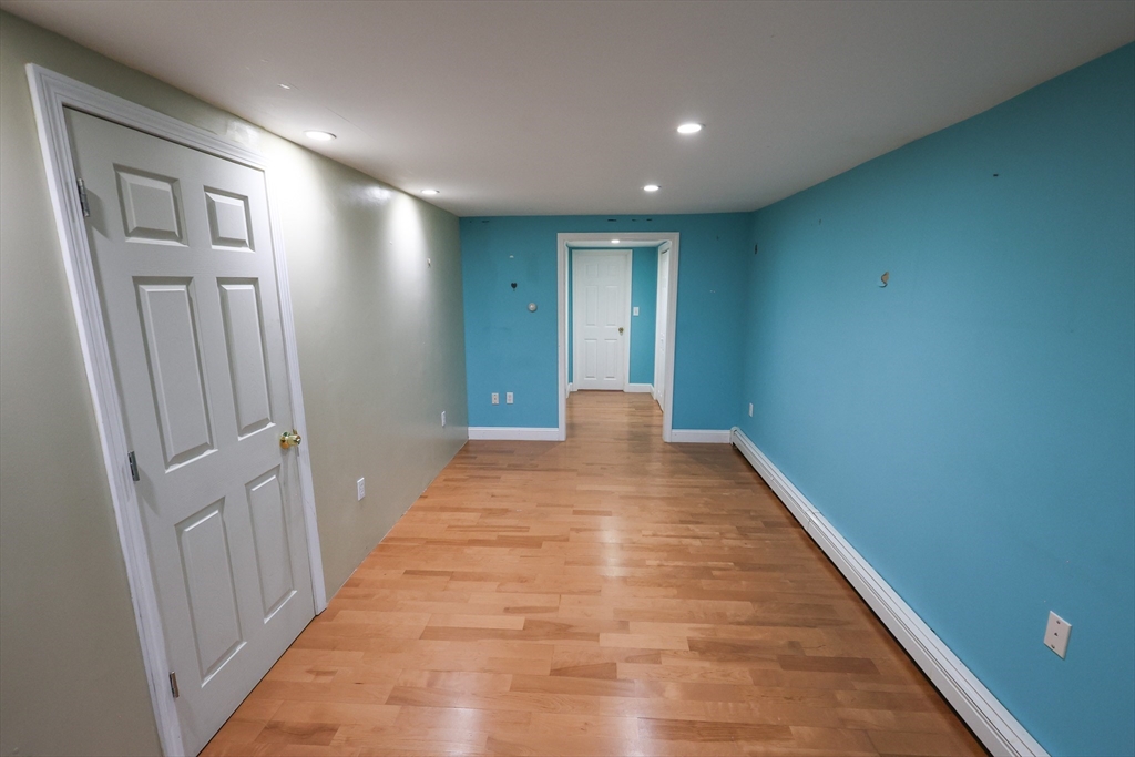 8 Mount Calvary Rd, Roslindale