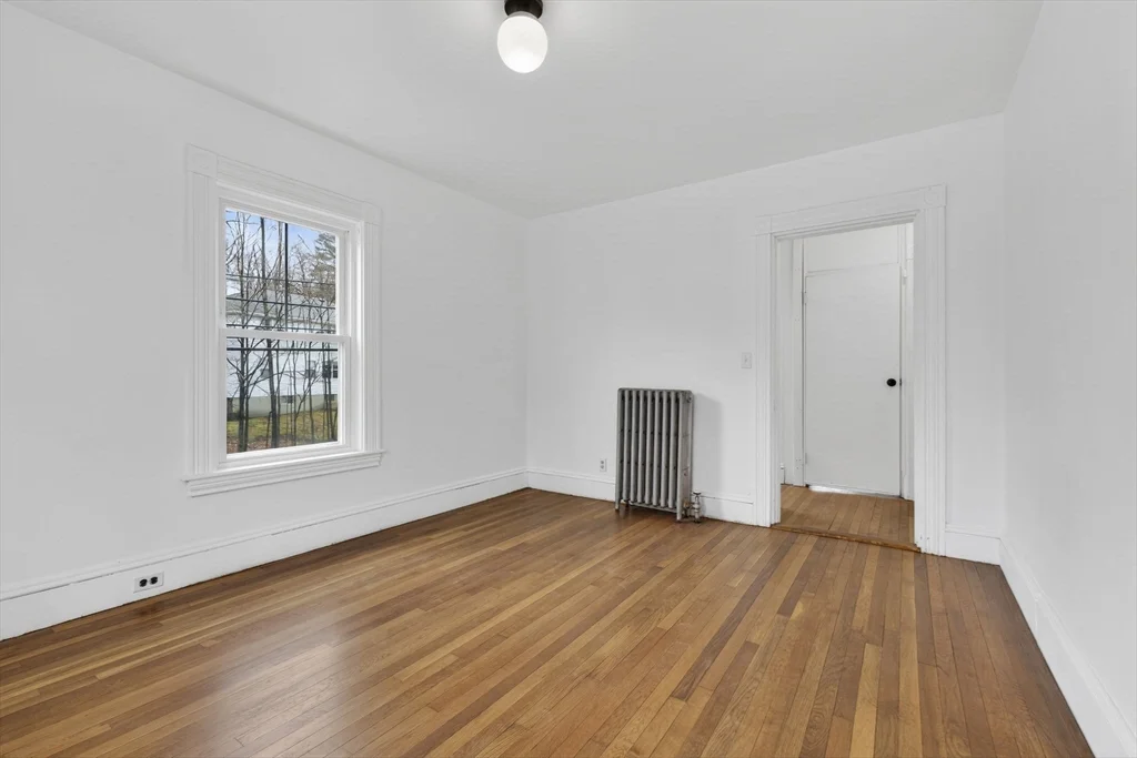 166 Elliot St, Newton Upper Falls
