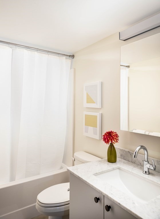 1060 Broadway, Teele Square