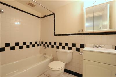 128 Pine St, The Port