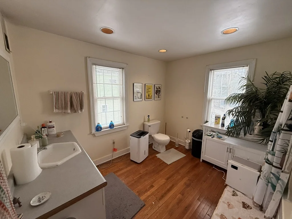 7-9 Biltmore St, Jamaica Plain